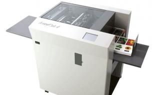 เครื่องตัดกระดาษอัตโนมัติ นามบัตร,โปสการ์ด Uchida AeroCut 